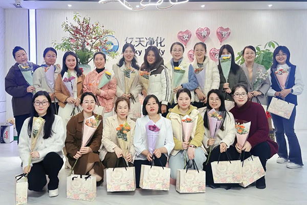 女神節(jié)丨祝你向陽而生，光芒萬丈！